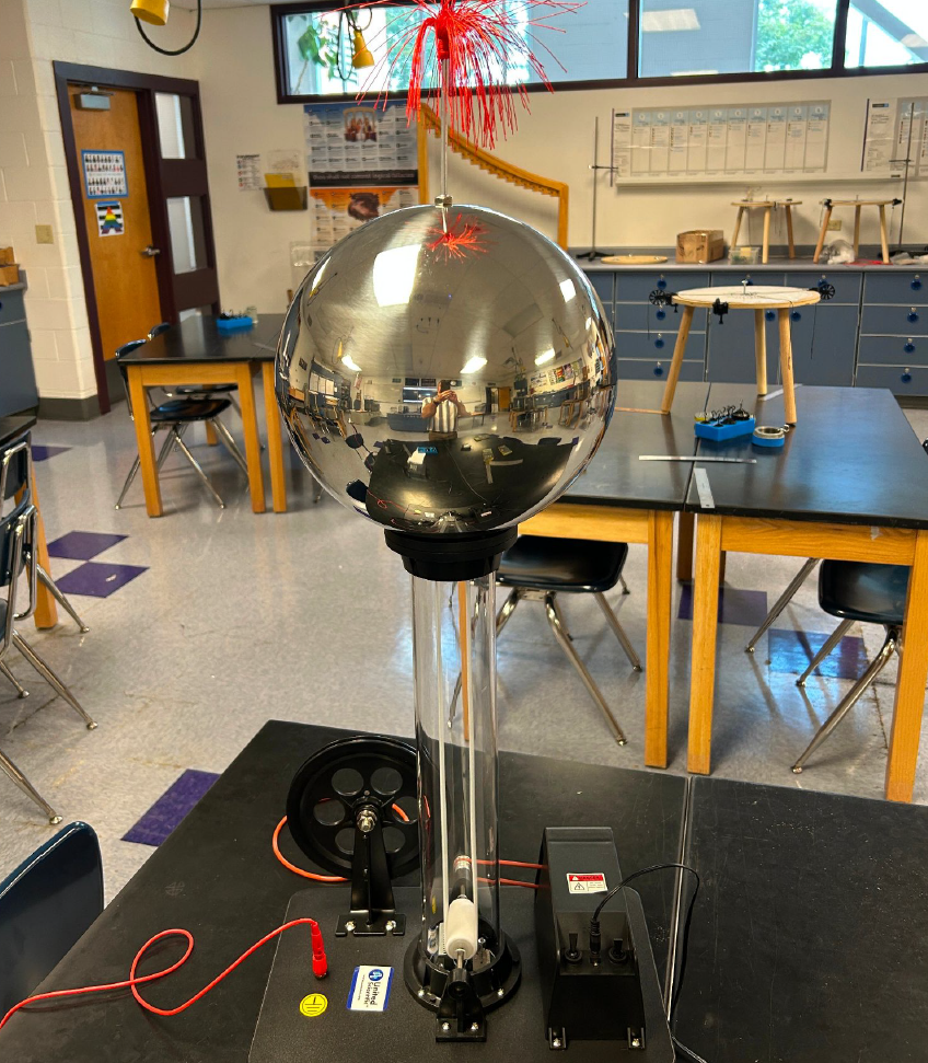 Photo of Van De Graaff Generator.